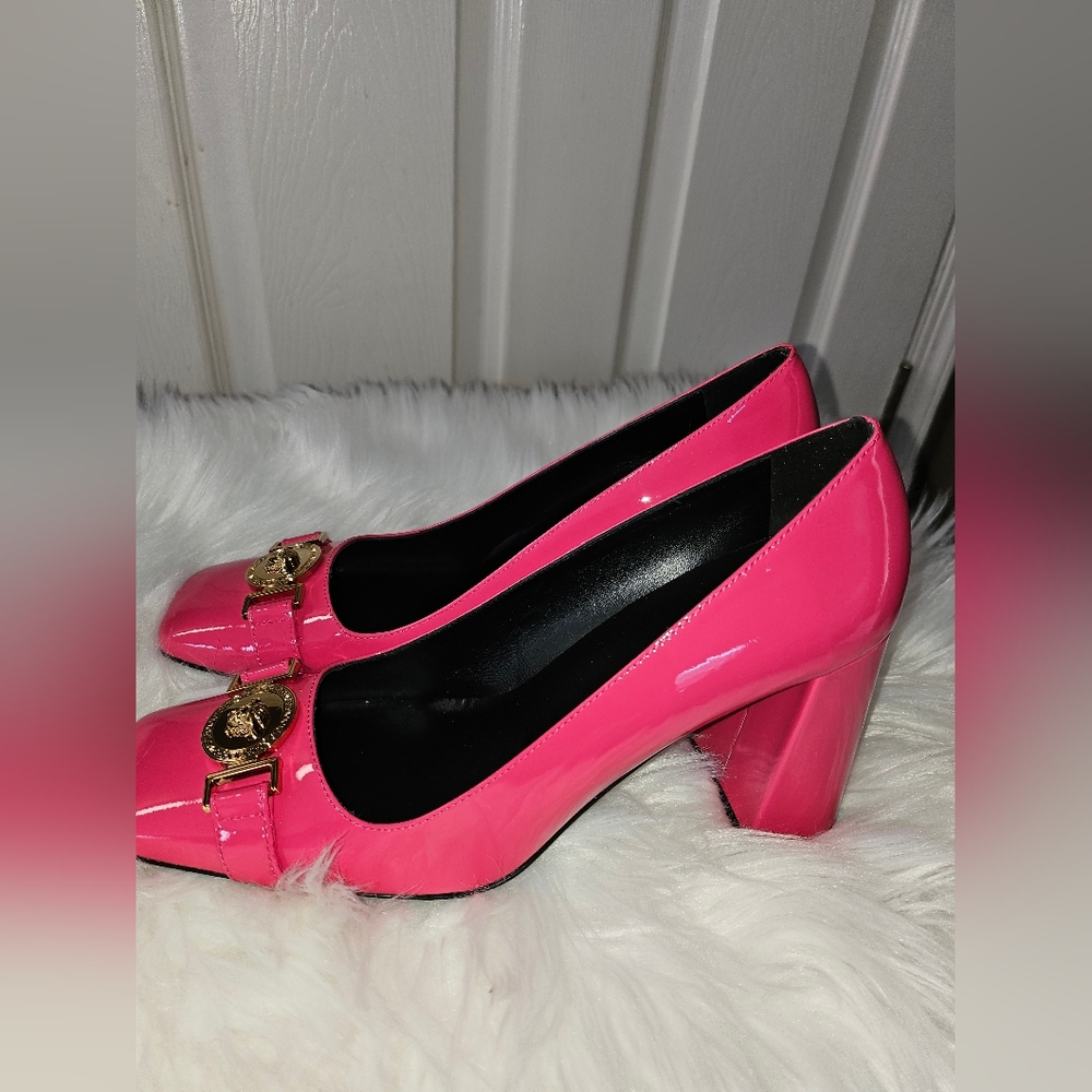 Versace heel pump - Picture 2 of 7